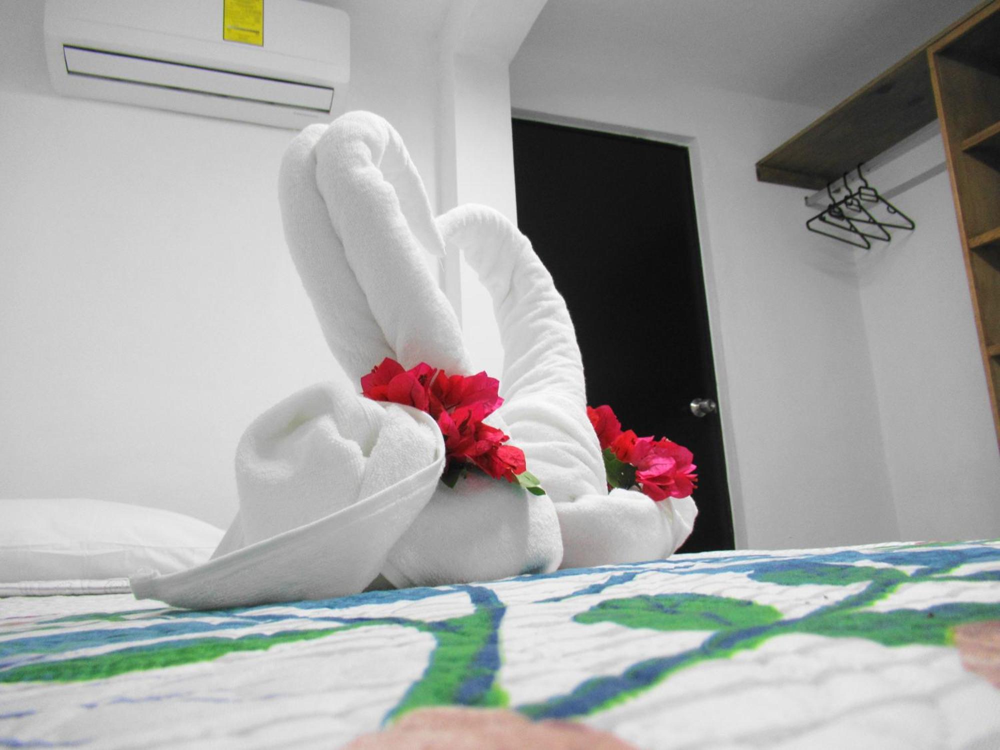 Cocos Apartment Cancun Exterior photo